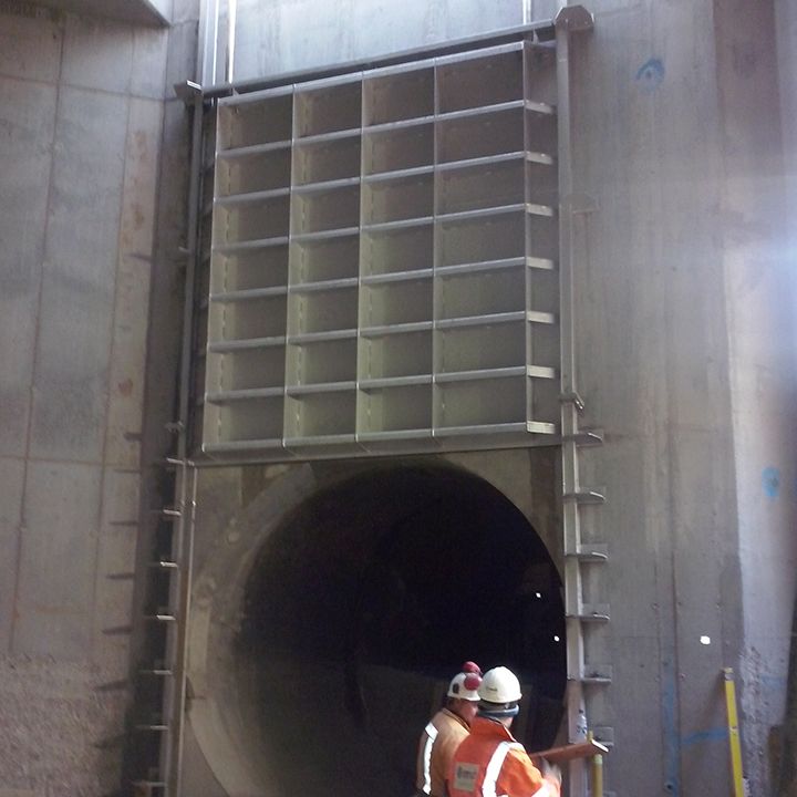 XL4 3000 x 3000 mm Lee Tunnel London (England)